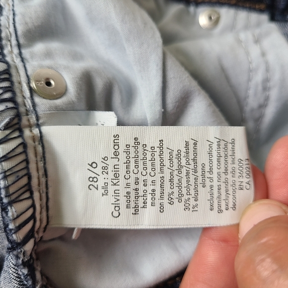 CALVIN KLEIN flare jeans - Picture 7 of 8